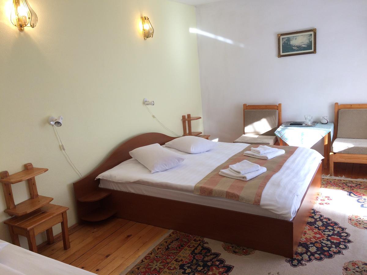 Pension Casa Alba Slanic Moldova Ngoại thất bức ảnh